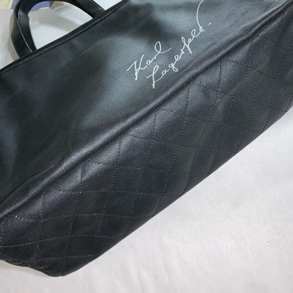 authentic CHANEL ltd edition Totebag RARE - Picture 13 of 13